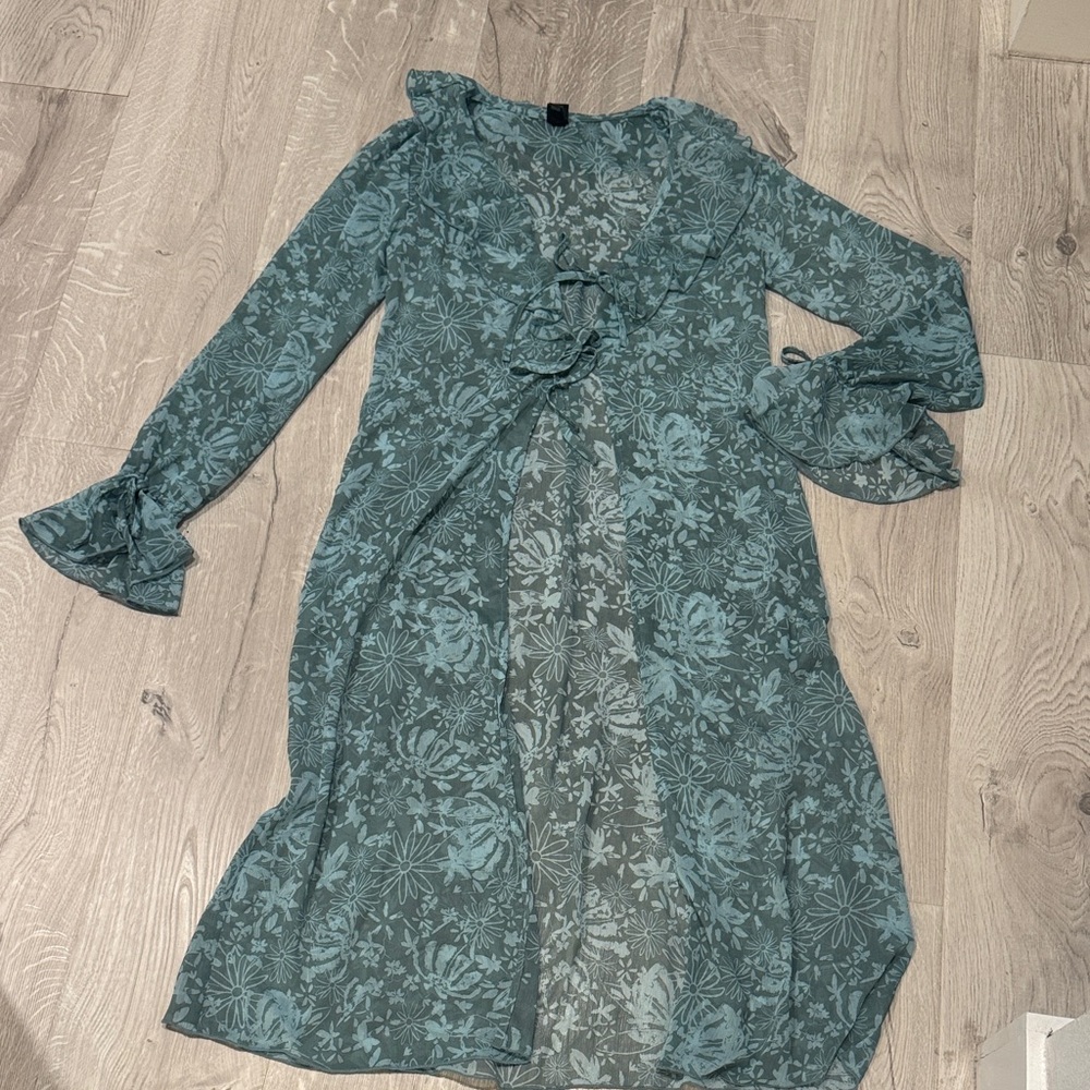 Wild Fable Teal Floral Long Sleeve kimono top